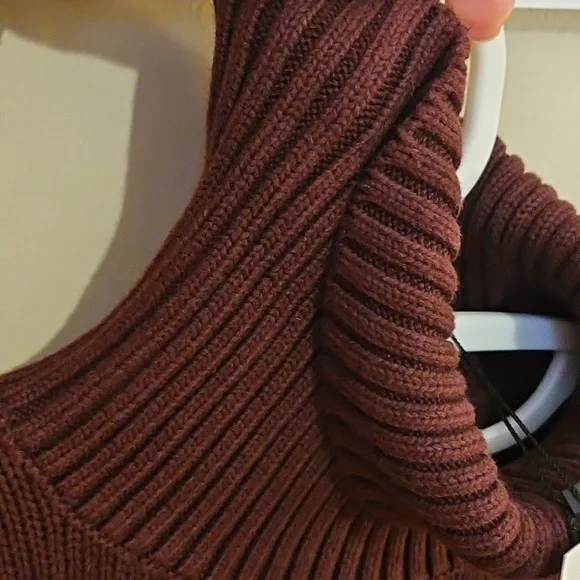 NWT Zara Plum Colored Sweater - Picture 8 of 13